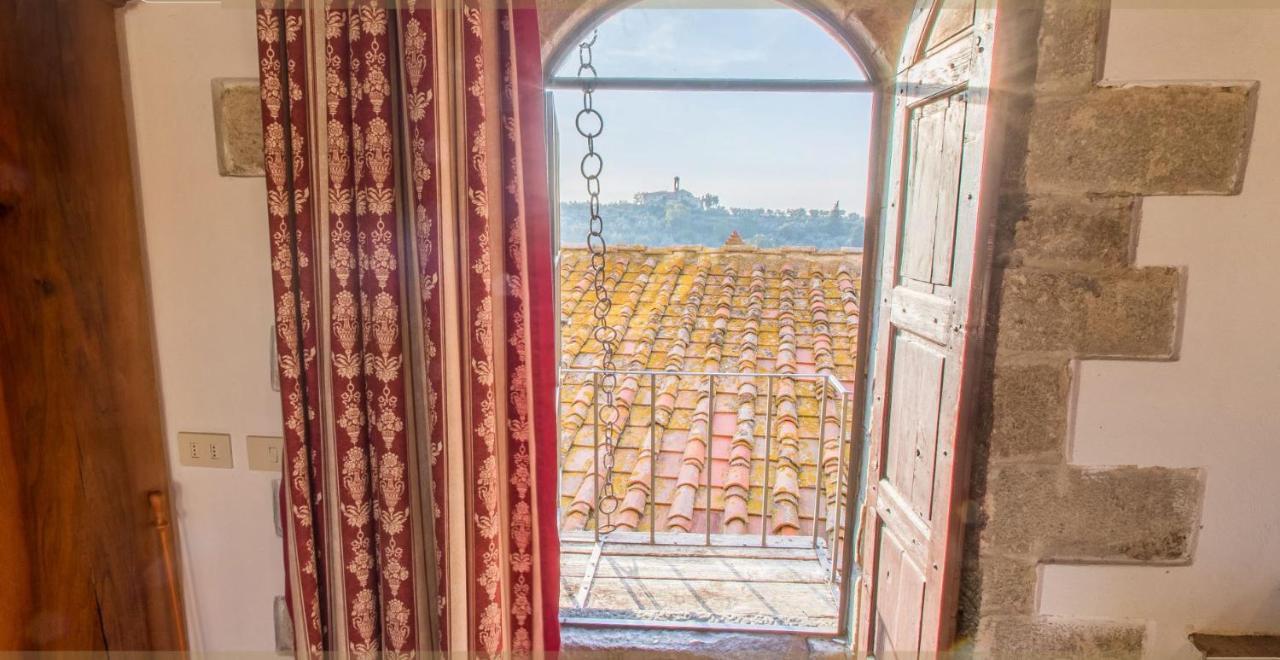 Готель Castello Di Mugnana Екстер'єр фото