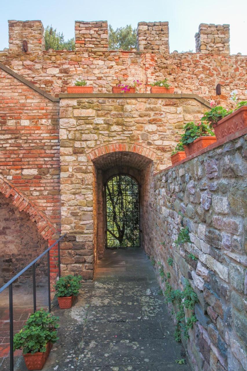 Готель Castello Di Mugnana Екстер'єр фото