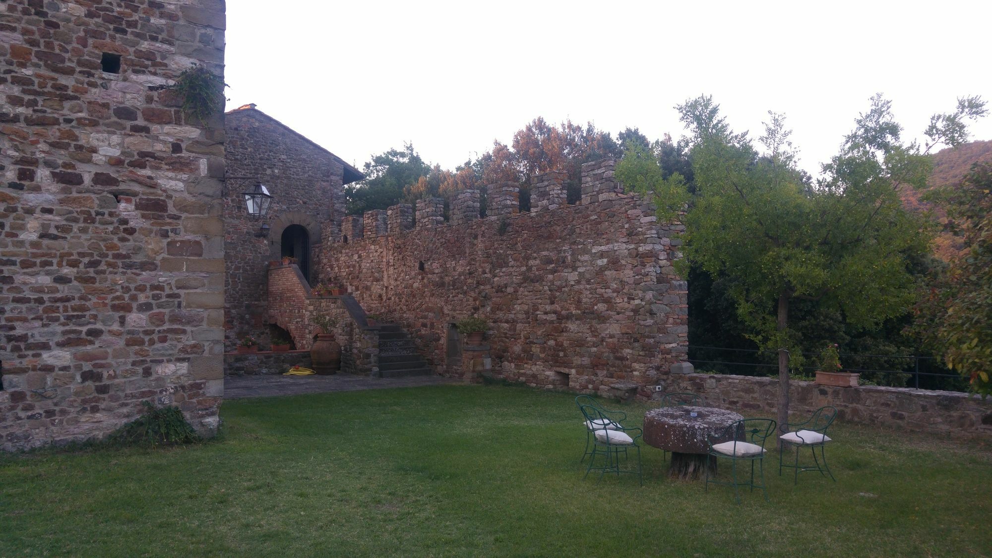 Готель Castello Di Mugnana Екстер'єр фото